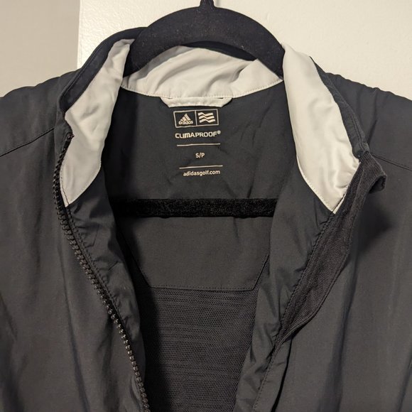 Adidas sleeveless golf windbreaker - Picture 3 of 3